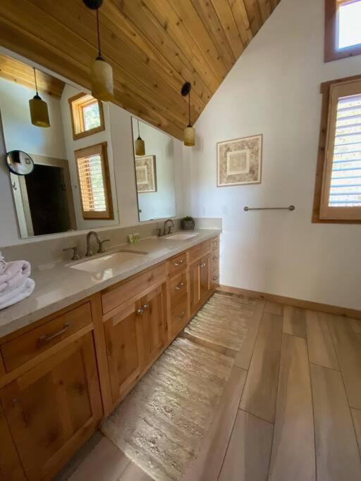 Familyfuncabin Tahoma Εξωτερικό φωτογραφία